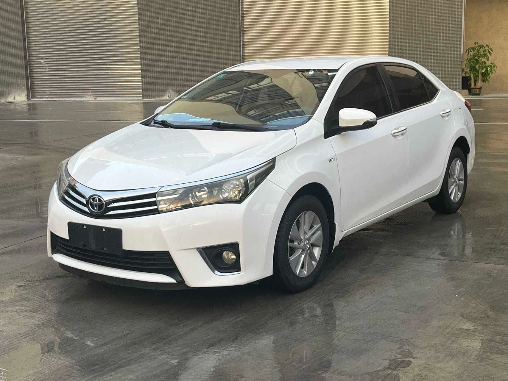2015 2015 car image