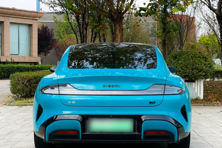 MI SU7 2024 imagem de carro #6