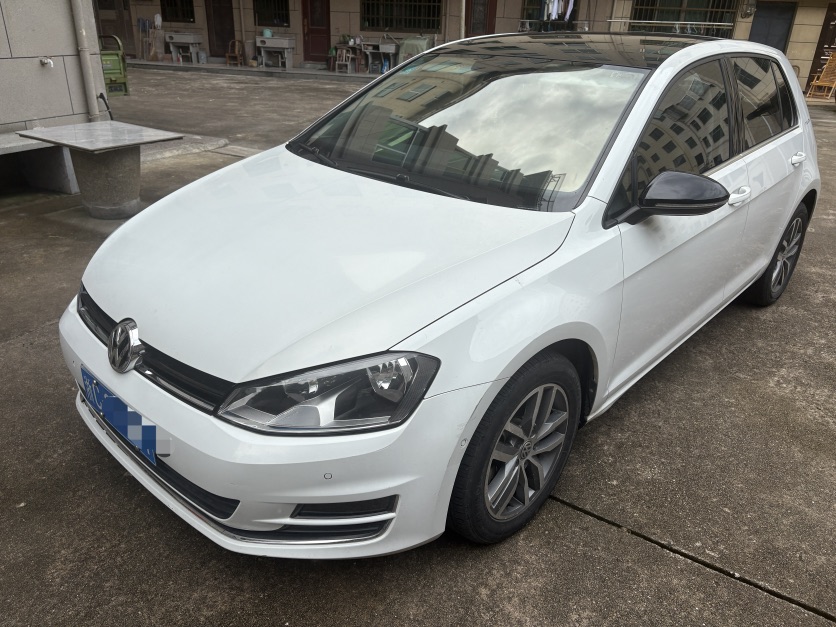 Volkswagen Golf 2017 Volkswagen Golf 2017 car image