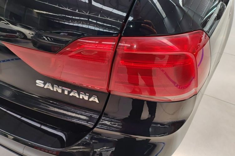 Volkswagen Santana 2019 #8 Volkswagen Santana 2019 car image #8