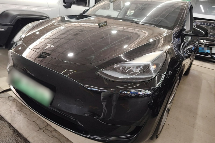 Tesla Model Y 2022 #2 Tesla Model Y 2022 car image #2