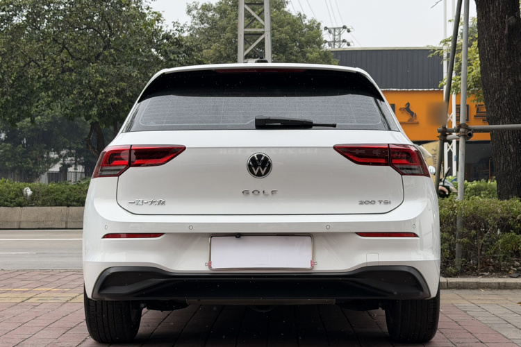Volkswagen Golf 2021 car image #10