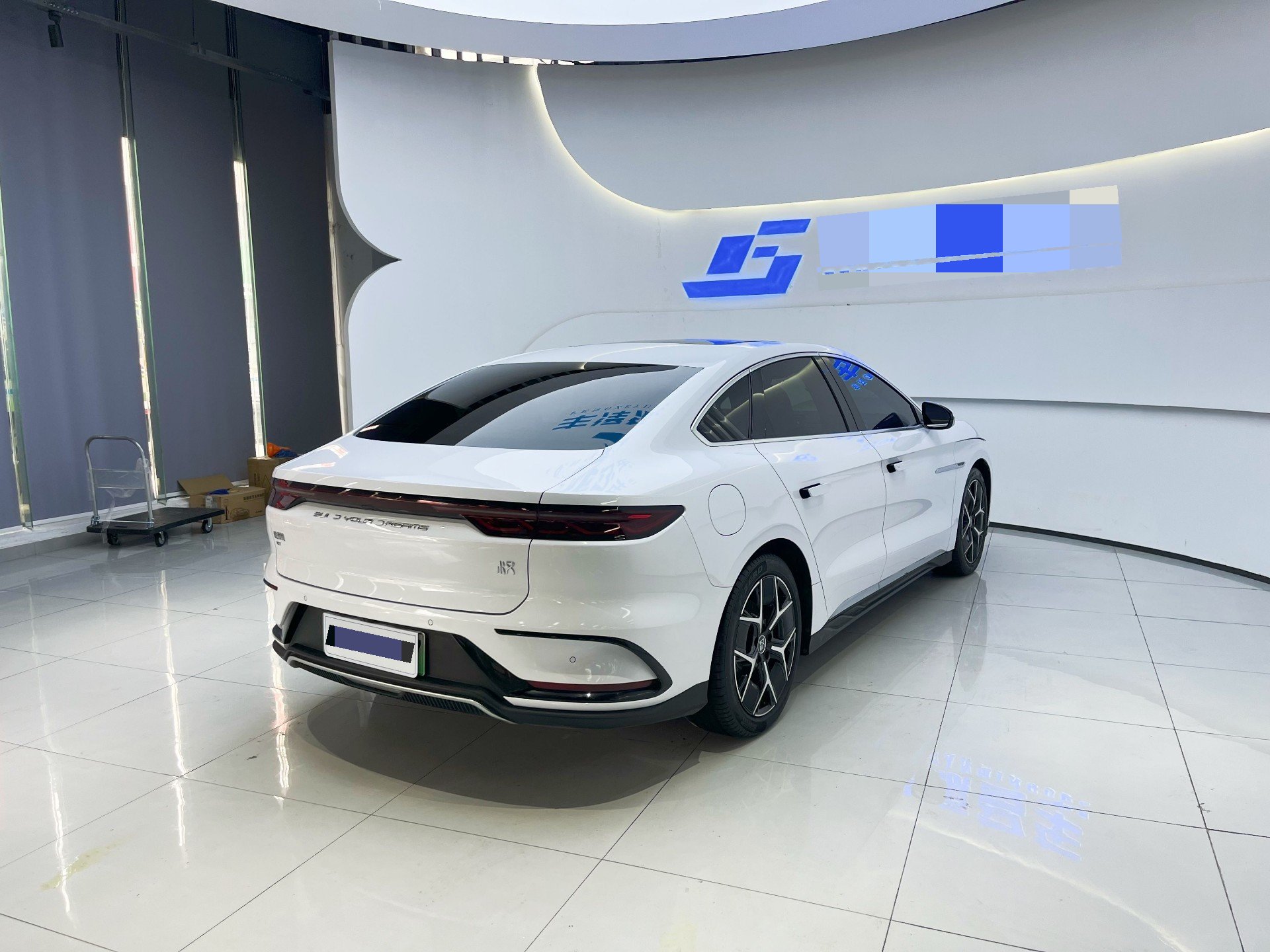 BYD Han 2023 imagem de carro #4