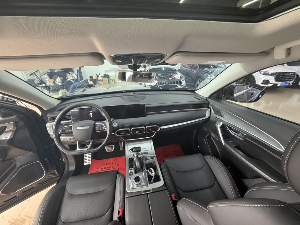 Jetour X70 PLUS 2021 #13 Jetour X70 PLUS 2021 car image #13