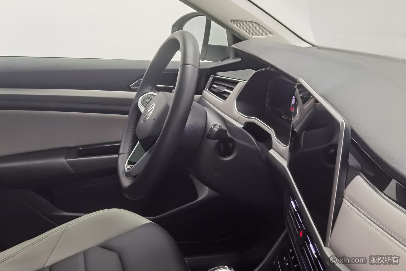Volkswagen Bora 2025 car image #23