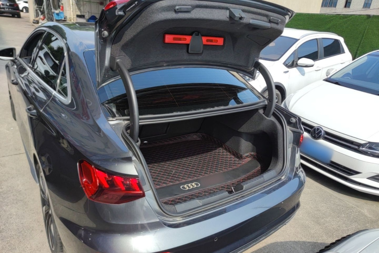 Audi A3 2025 car image #19