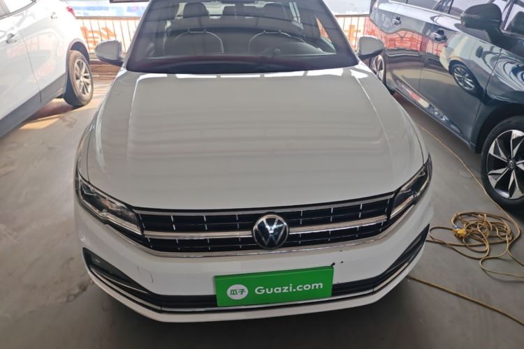 Volkswagen Bora 2022 car image #3