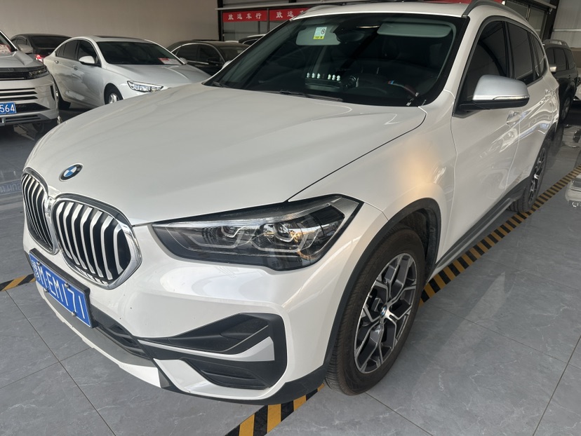 BMW X1 2022 car image 