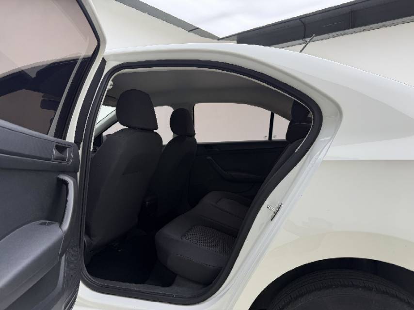Volkswagen Santana 2019 #4 Volkswagen Santana 2019 car image #4