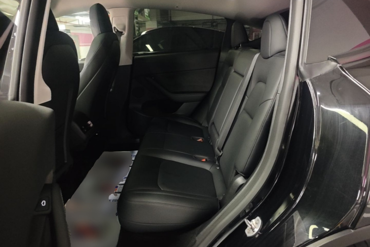 Tesla Model Y 2021 #17 Tesla Model Y 2021 car image #17