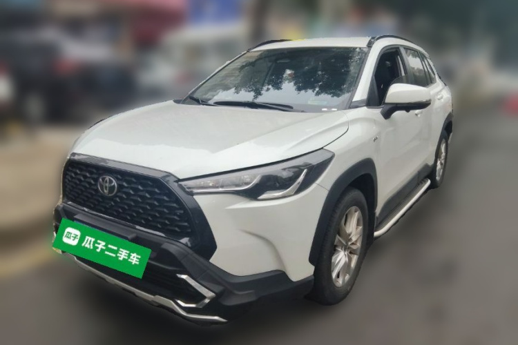 Toyota Corolla Cross 2025 immagine di auto #2