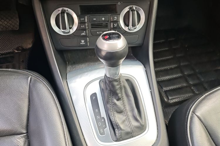 Audi Q3 2015 #14 Audi Q3 2015 immagine di auto #14