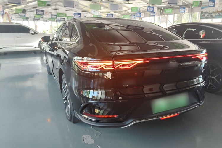 BYD Han 2023 #5 BYD Han 2023 car image #5