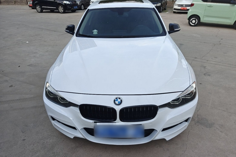 BMW 3 Series 2019 #3 BMW 3 Series 2019 car image #3
