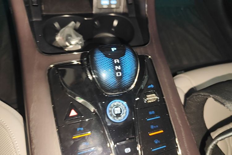 BYD Han 2025 car image #14