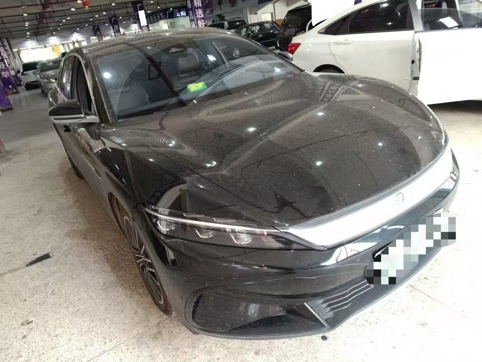 BYD Han 2023 car image #2