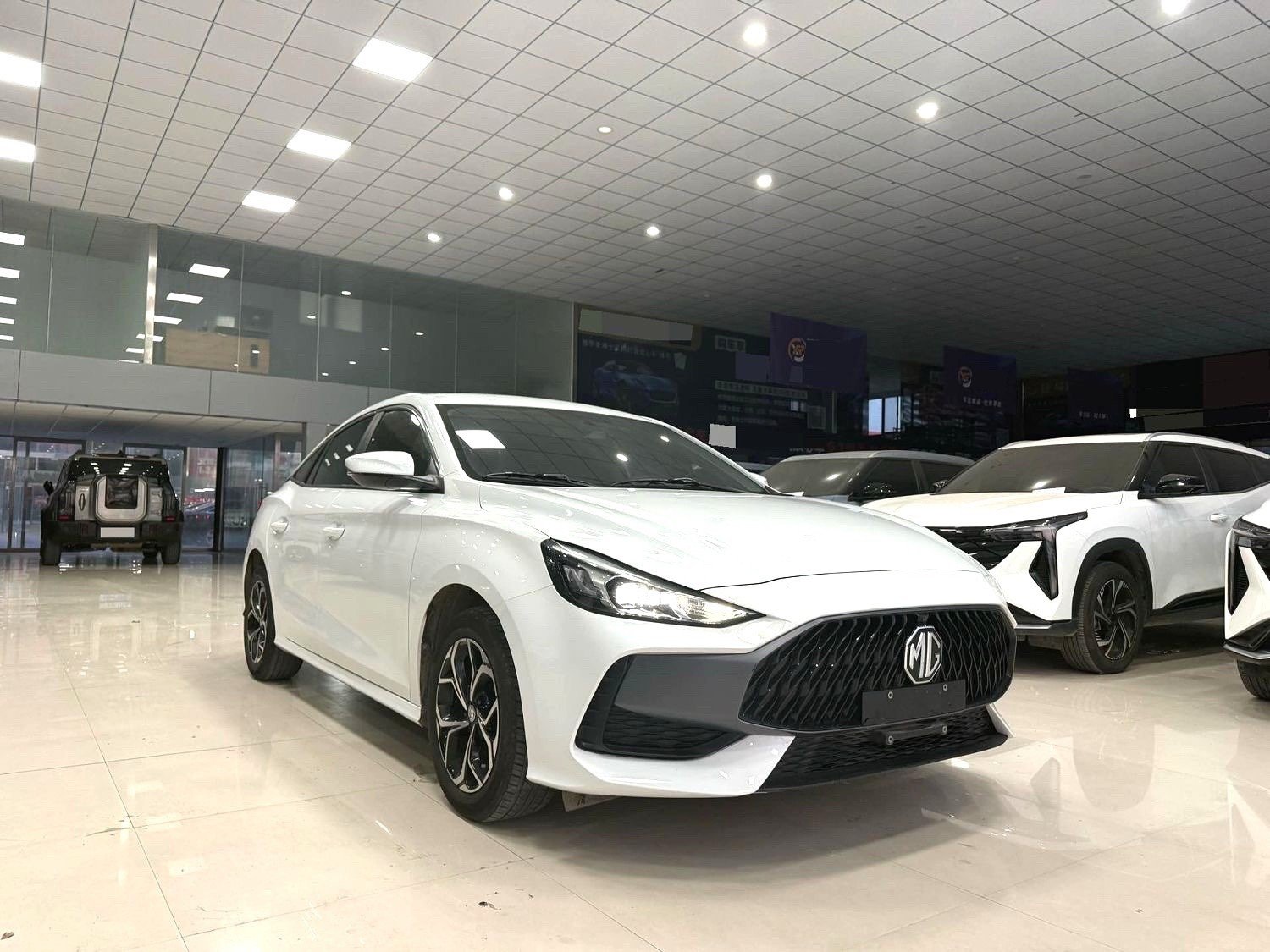 MG 5 2023 صورة سيارة #3