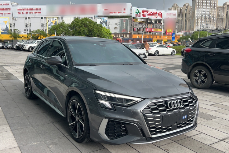 Audi A3 2023 car image #4