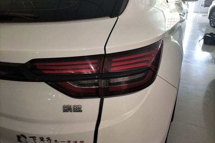 GEELY Coolray 2022 #8 GEELY Coolray 2022 car image #8