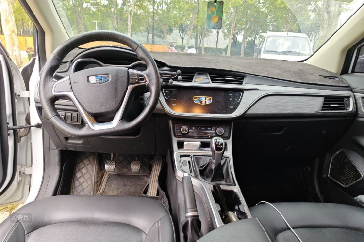 GEELY Emgrand GS 2019 #11 GEELY Emgrand GS 2019 car image #11