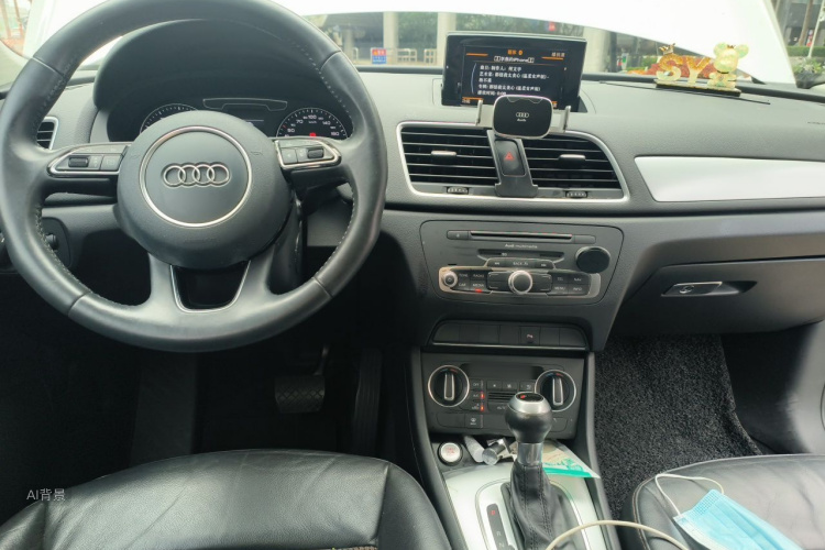 Audi Q3 2018 #11 Audi Q3 2018 car image #11