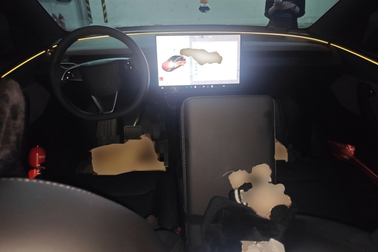 Tesla Model Y 2026 car image #7