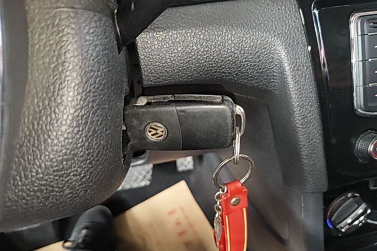 Volkswagen Bora 2018 car image #9