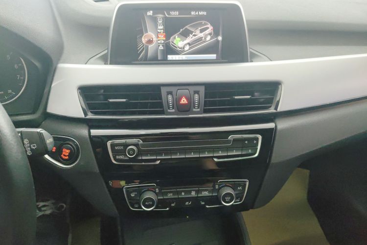 BMW X1 2017 imagen de coche #13