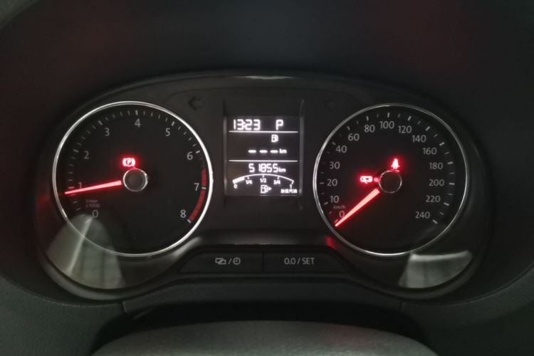 Volkswagen Polo 2017 #16 Volkswagen Polo 2017 car image #16