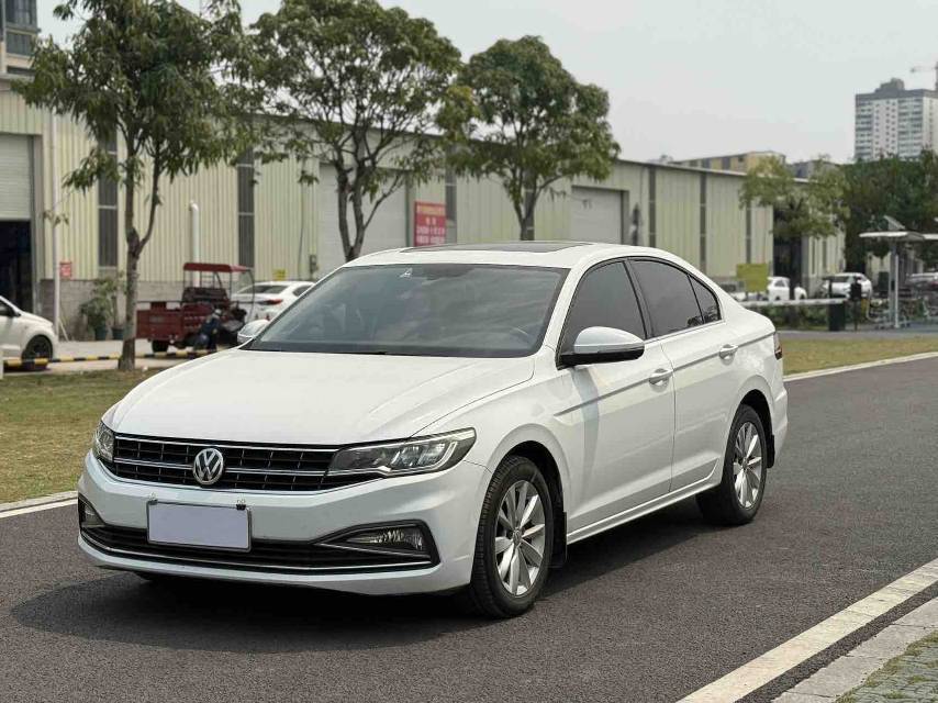 2018 2018 car image