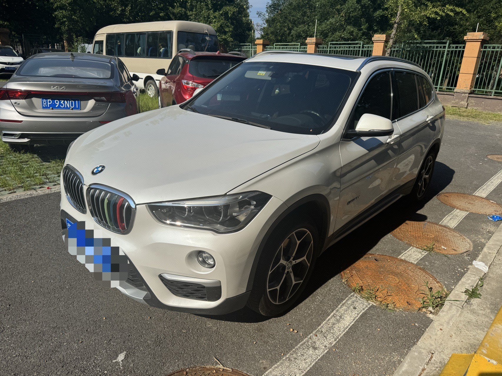 BMW X1 2017 BMW X1 2017 car image