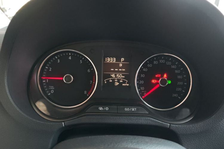 Volkswagen Polo 2018 صورة سيارة #12