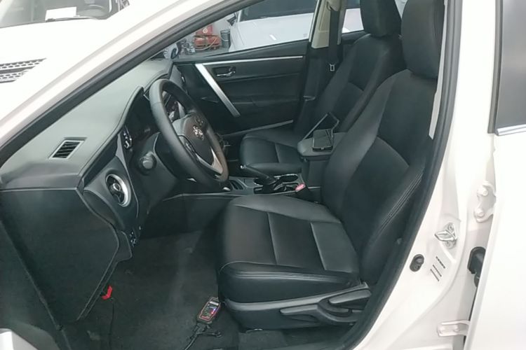 Toyota Corolla Hybird E+ 2022 immagine di auto #15