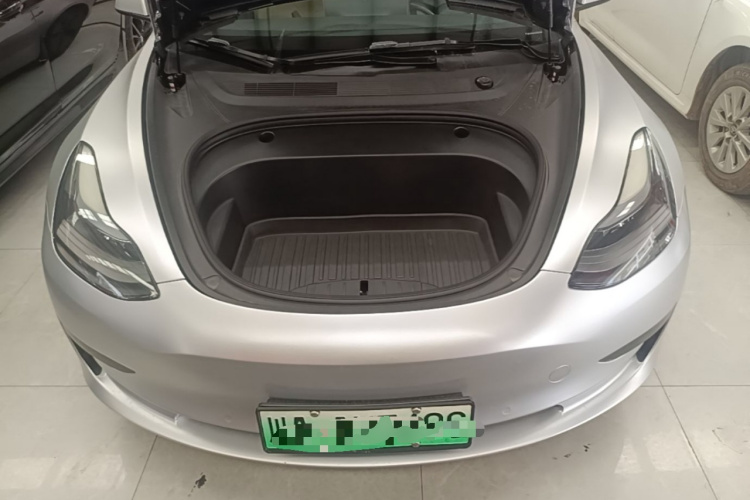 Tesla Model 3 2022 car image #20