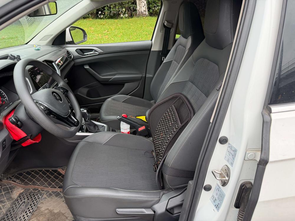 Volkswagen T-Cross 2021 car image #12