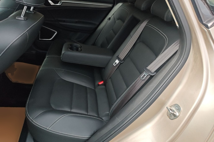 GEELY Emgrand GS 2017 #17 GEELY Emgrand GS 2017 صورة سيارة #17
