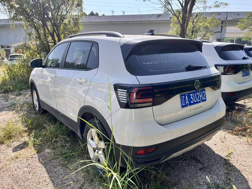 Volkswagen T-Cross 2023 изображение автомобиля #4