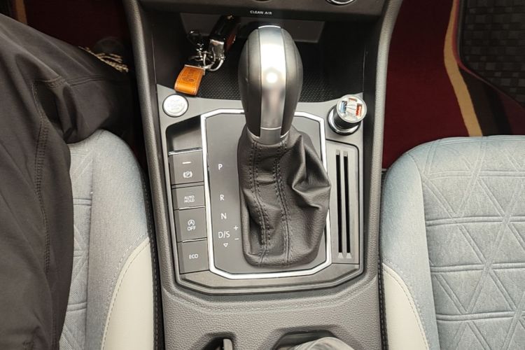 Volkswagen Lavida 2023 car image #14