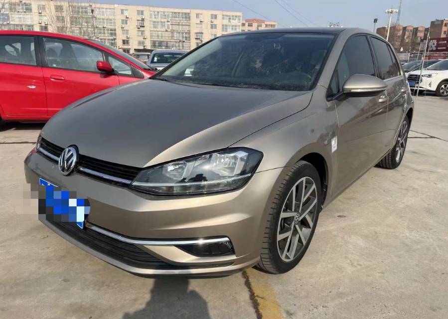 2019 immagine di auto 