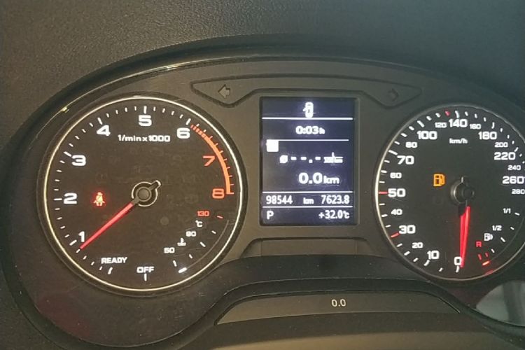 Audi A3 2019 immagine di auto #12