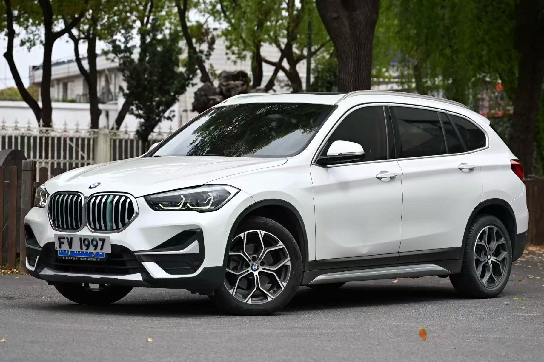 2020 immagine di auto 
