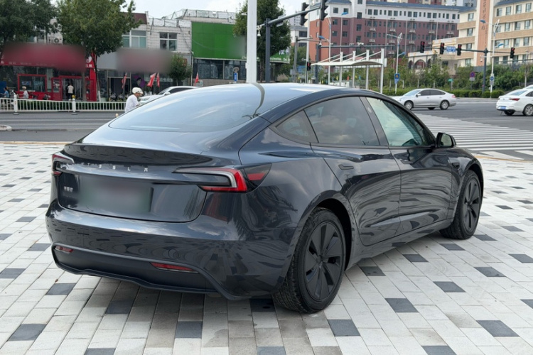 Tesla Model 3 2025 #7 Tesla Model 3 2025 car image #7