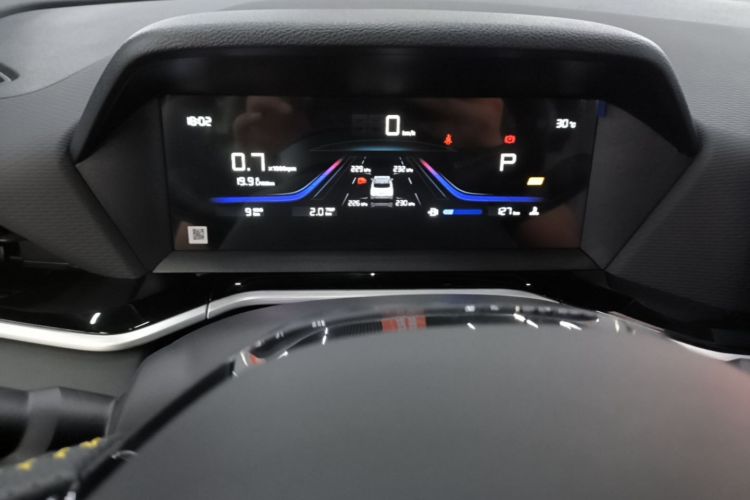 GEELY Coolray 2026 #12 GEELY Coolray 2026 car image #12