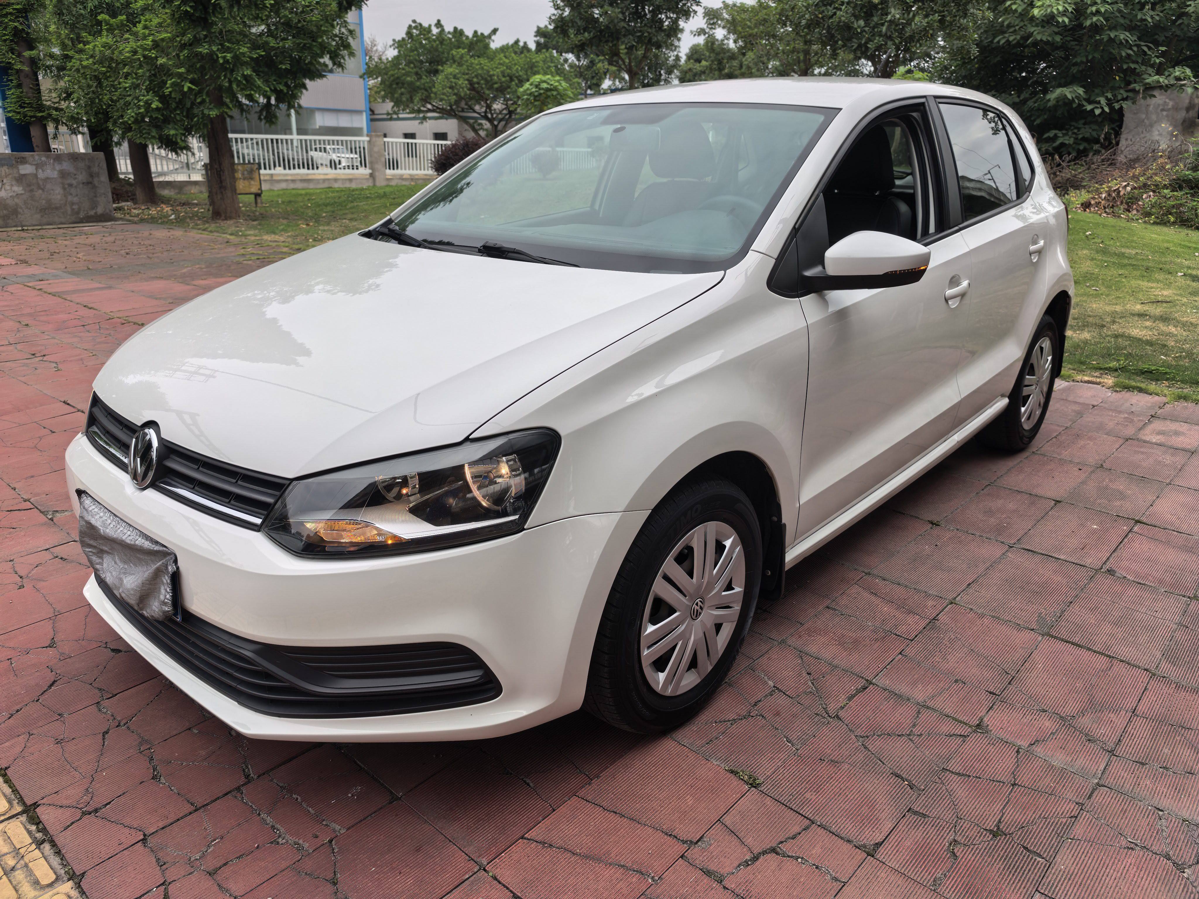 Volkswagen Polo 2017 Volkswagen Polo 2017 car image