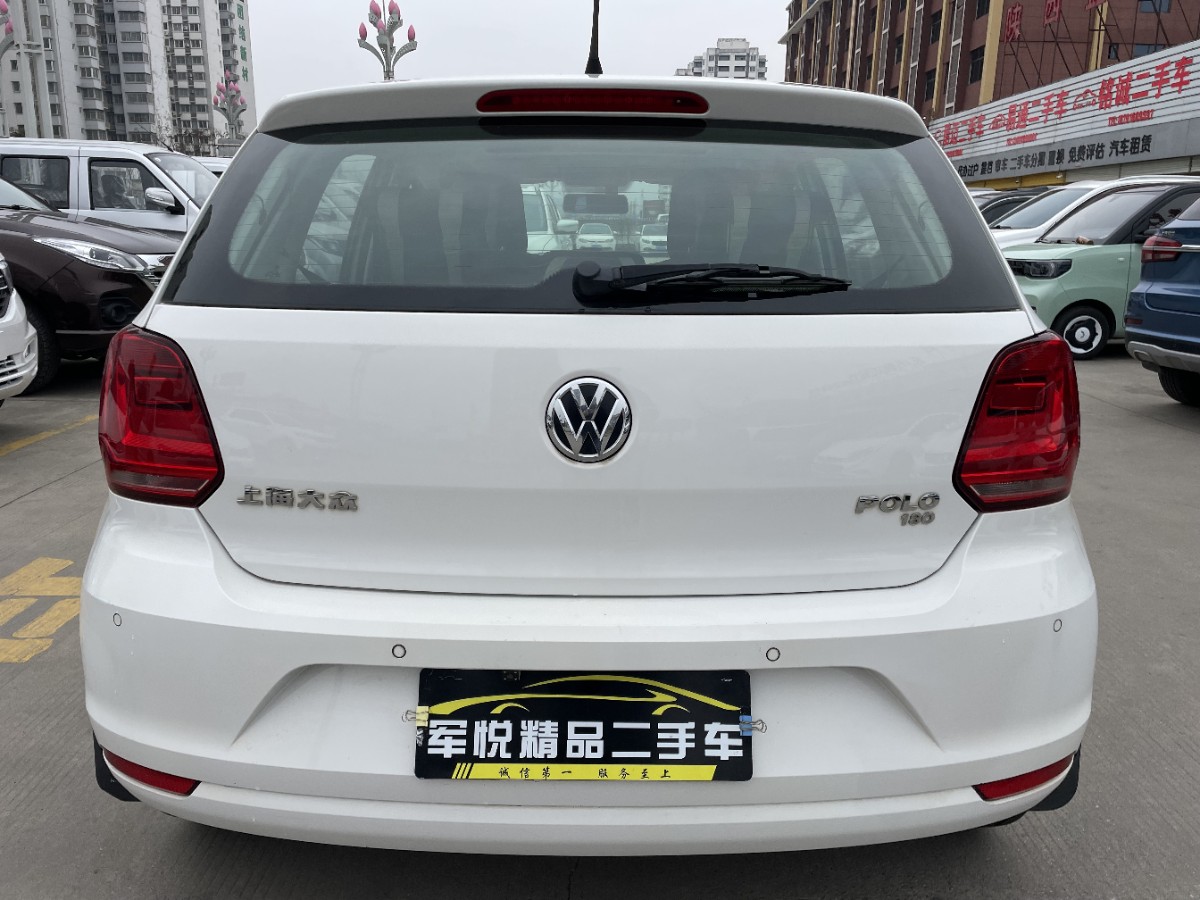 Volkswagen Polo 2016 car image #5