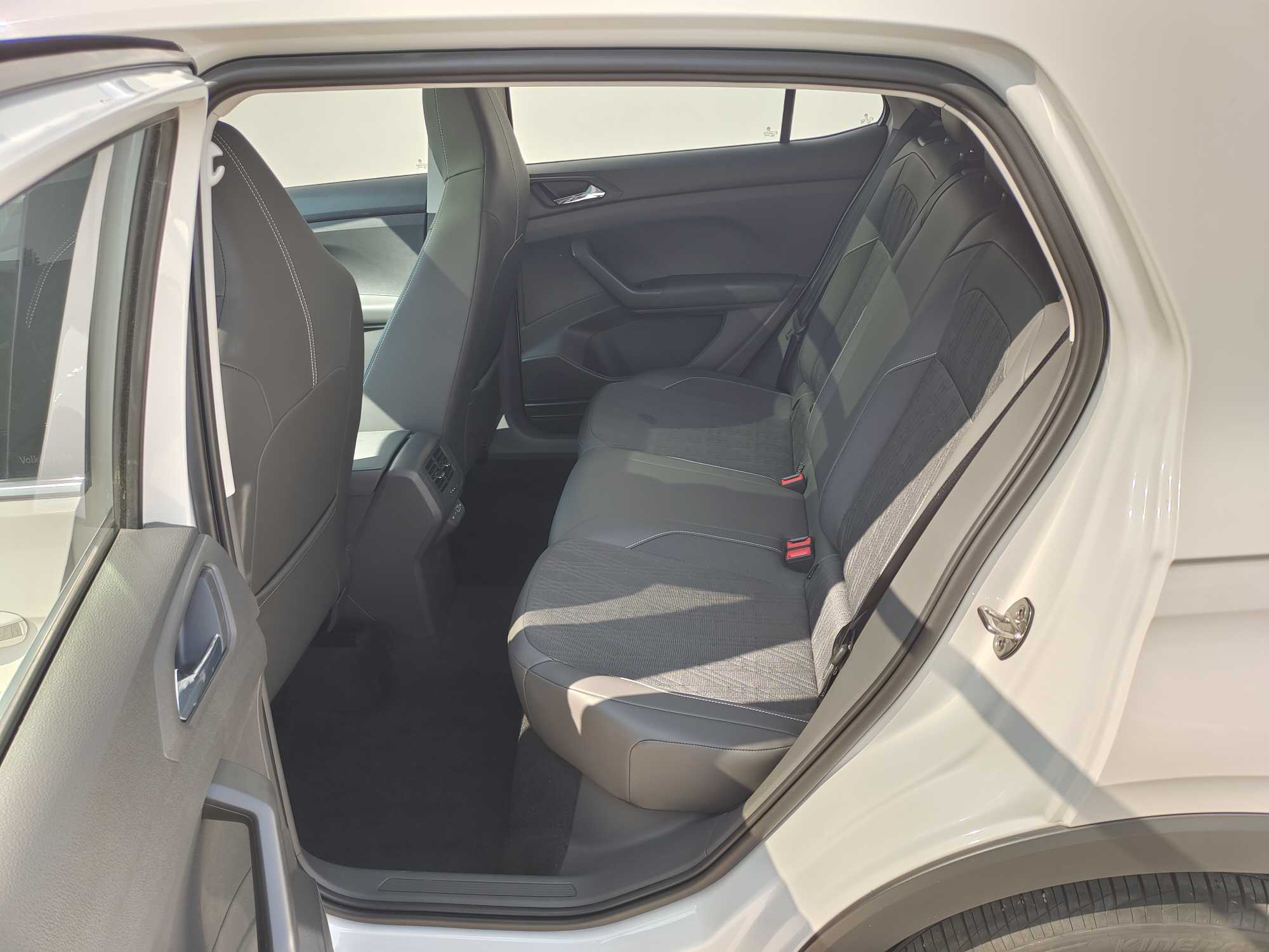 Volkswagen T-Cross 2021 #4 Volkswagen T-Cross 2021 car image #4