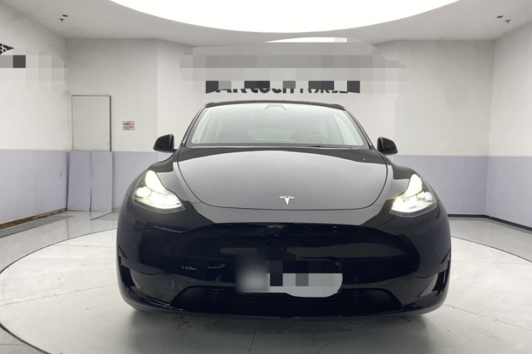 Tesla Model Y 2022 car image #7