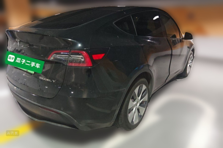 Tesla Model Y 2023 #7 Tesla Model Y 2023 car image #7