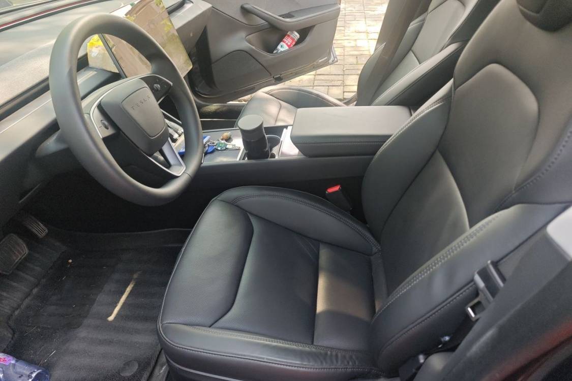Tesla Model 3 2024 car image #18