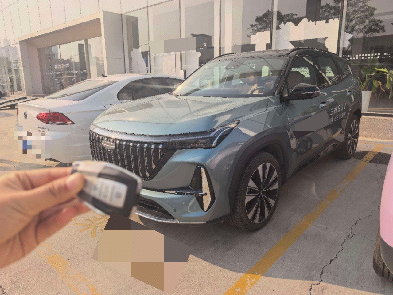 GEELY Boyue L 2025 car image 